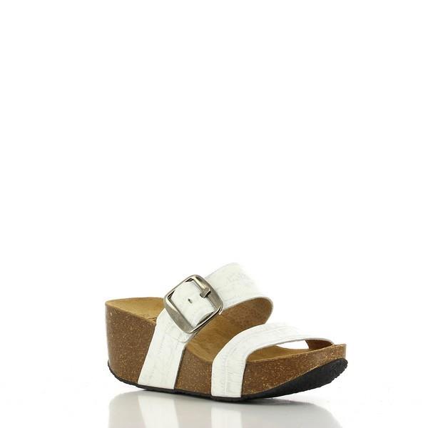 Experience timeless elegance with Plakton's 273004 White Crocodile Women's Wedge Sandals from the external side. The sleek silhouette showcases two adjustable straps made from premium vegan leather, exuding sophistication. The white crocodile texture adds a touch of luxury, while the 6.5cm wedge heel offers both height and comfort.