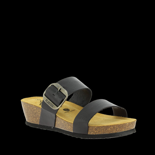 Experience sophistication with Plakton's 823004 Black Women's Wedge Sandals from the external side. The sleek silhouette showcases two adjustable straps made from premium vegan leather, exuding timeless elegance. The black color adds a touch of versatility, while the 4.5cm wedge heel offers both height and comfort.