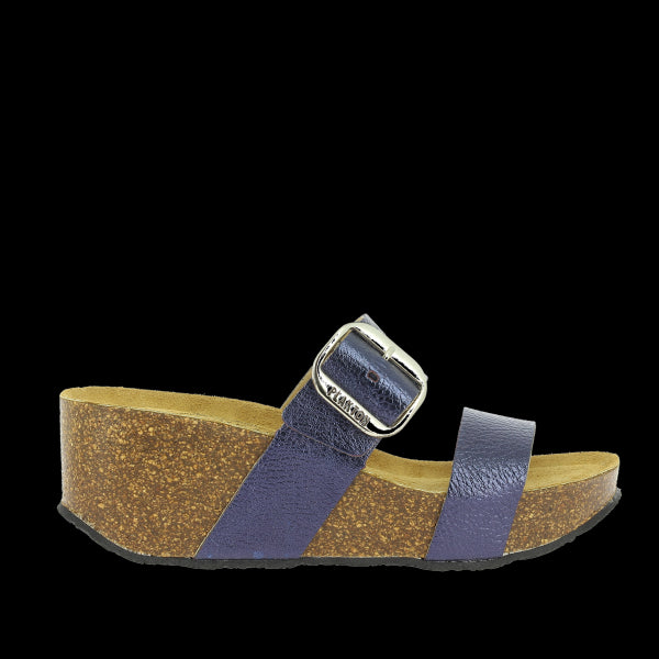 Behold Plakton's 873004 Navy Women's Wedge Sandals - a perfect balance of style and comfort. These vegan leather sandals feature a sleek design with adjustable straps and a 6.5cm cork wedge heel, ideal for elevating any outfit. The navy color adds a touch of sophistication, while the memory cushion technology ensures all-day comfort. Made in Spain with premium materials, these sandals are a versatile addition to your wardrobe.
